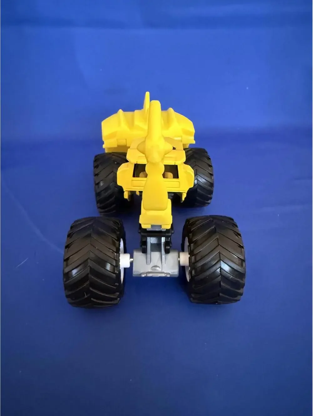Monster Jam Dirt Squad SCOOPS Die-cast Vehicle